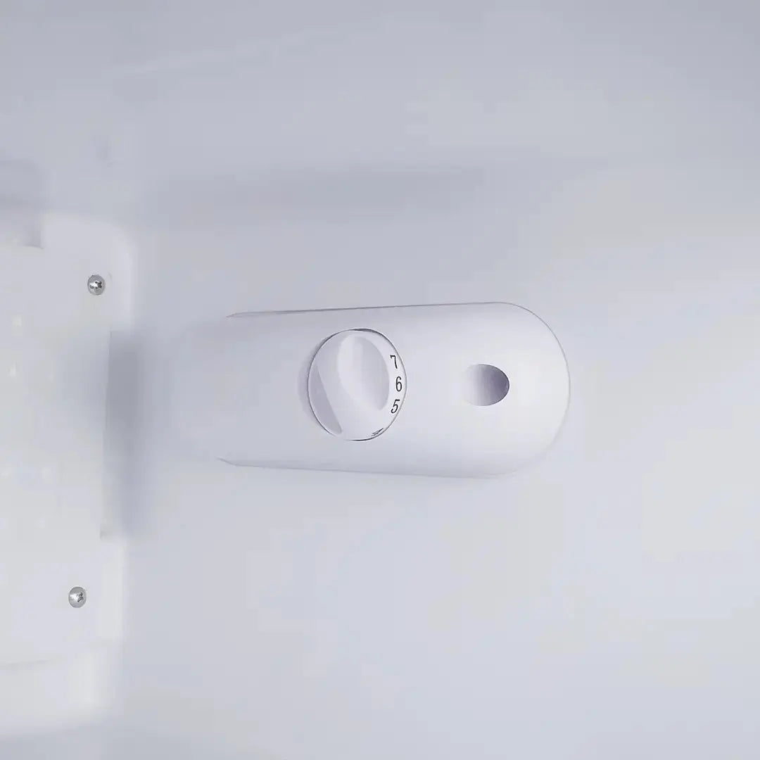 1.5 Cu.Ft. Mini Fridge CR16 Upstreman